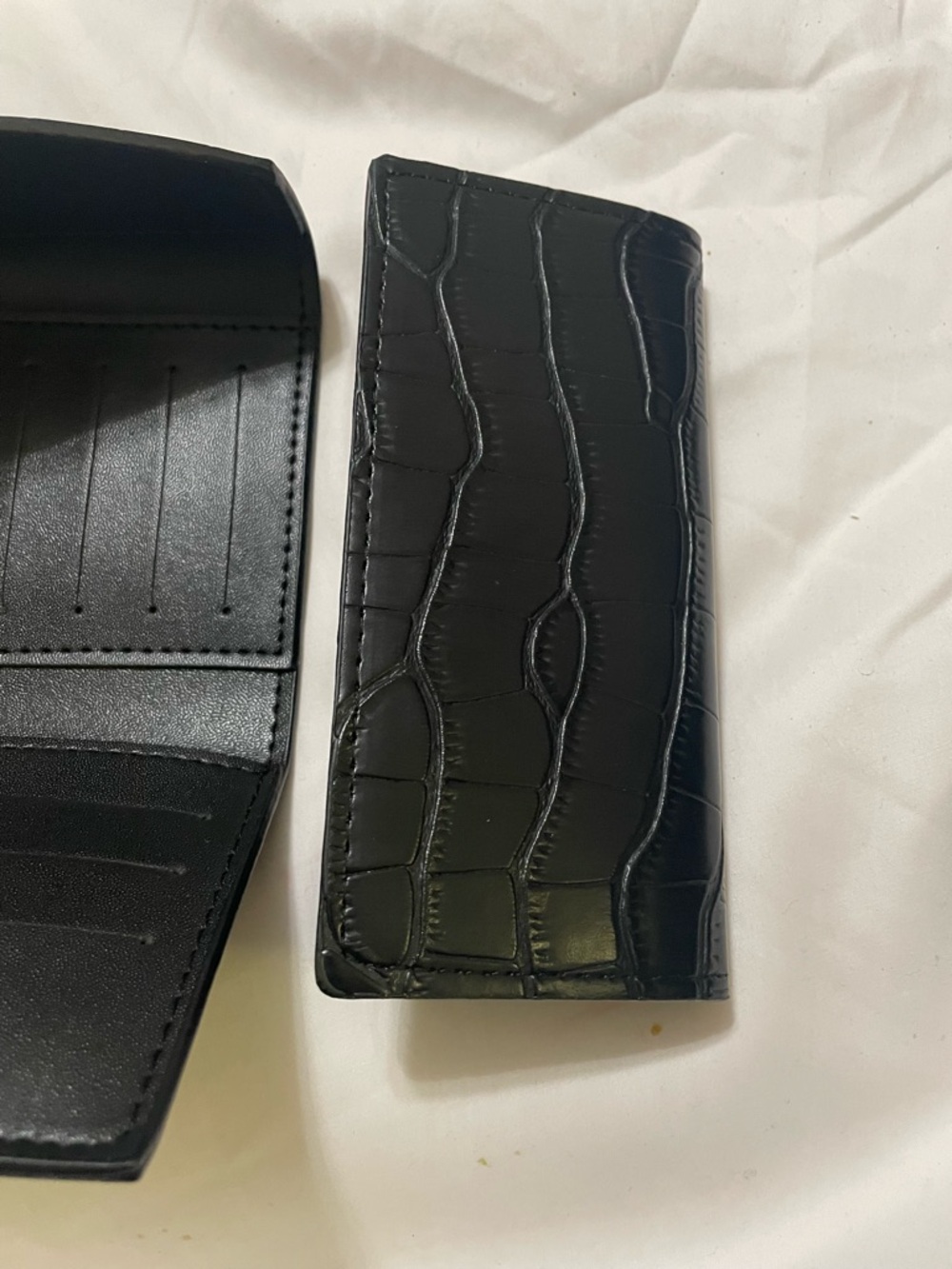 Yves Saint Laurent Black Croc-Embossed Envelope Wallet with Gold YSL Emblem - Picture 7 of 8